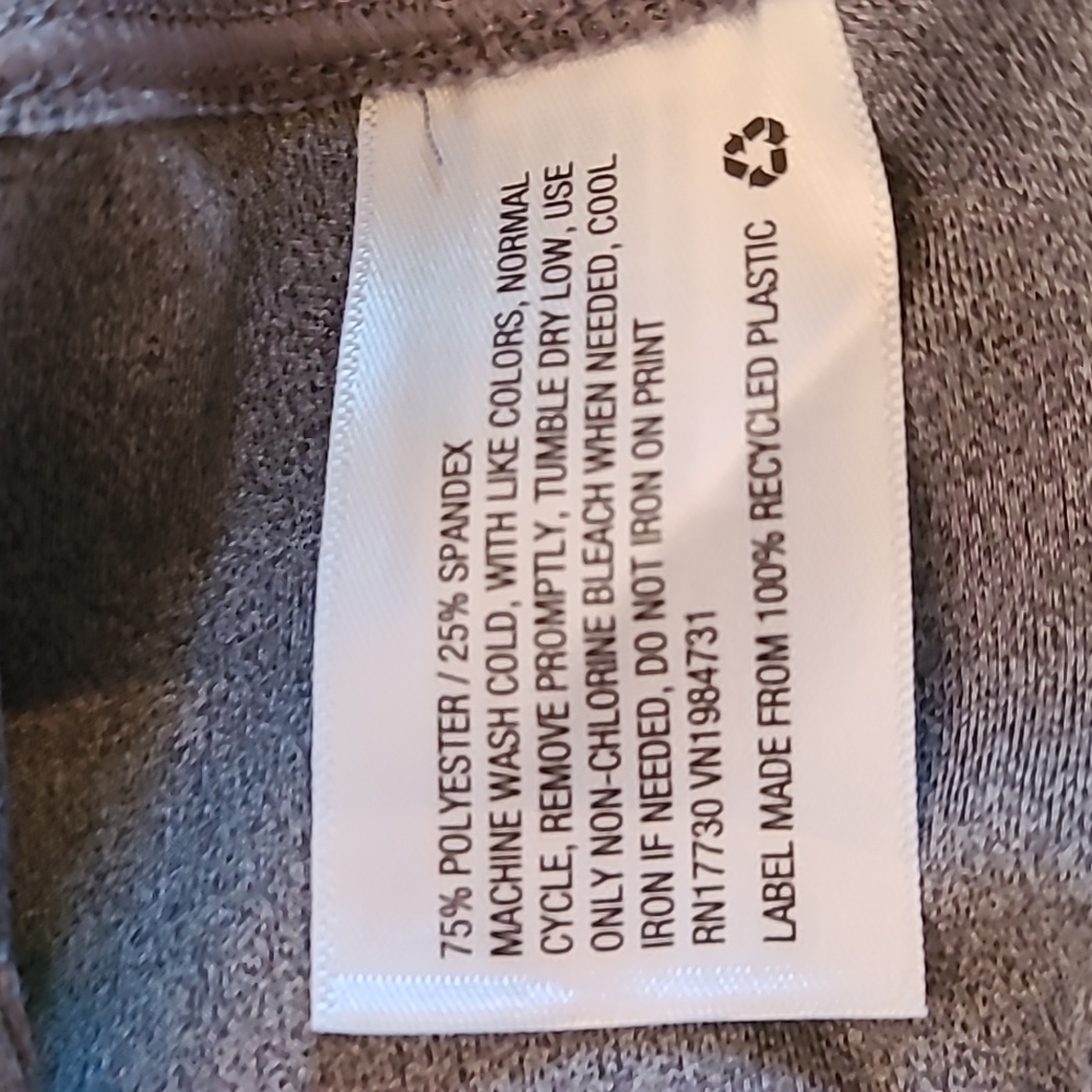 Yoga pants bundle: 2, All In Motion, capri leggings, with side pockets. Size XS. - Picture 5 of 6